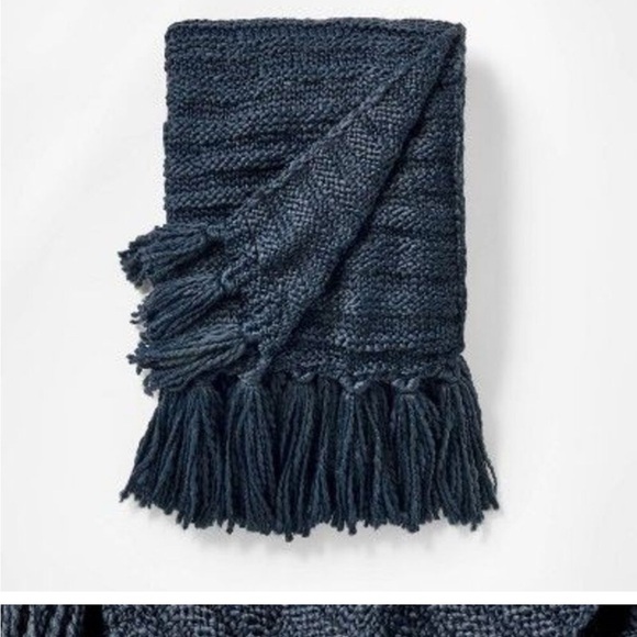 Threshold Studio McGee 60x50" Raised Stripe Chunky Navy - Picture 1 of 2